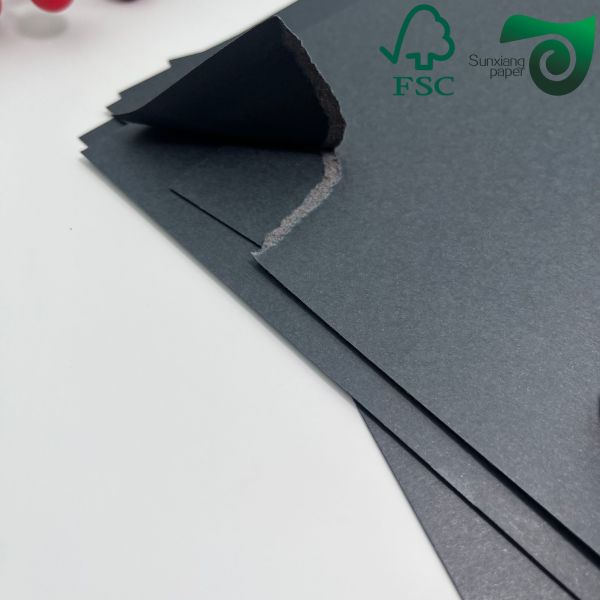 FSC 300g 350g 65 90cm Uncoated Black Kraft Paper Ideal For Gift Box Manufacturing