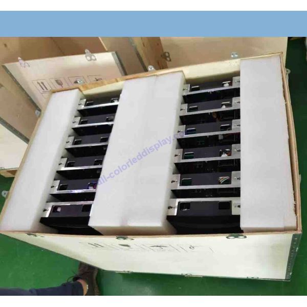 IP31 SMD1010 P1.56 Small Pitch LED Display 400X300mm Cabinet