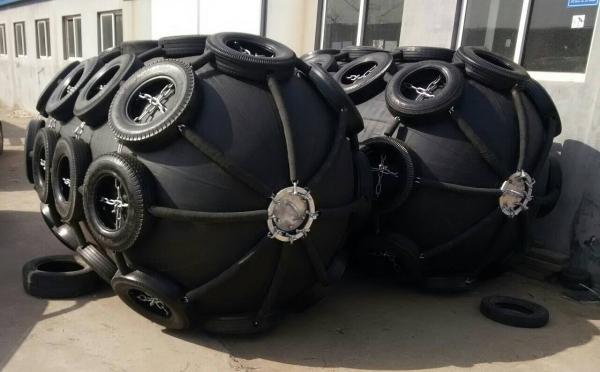 Redes da corda que flutuam o tipo pneumático para-choque de Marine Fender d dos para-choques de borracha pneumáticos