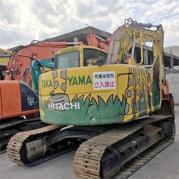 En bon état Japon Original 12 Tonnes ZX135 Hitachi Excavator Seau de capacité 0,59 m3