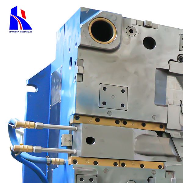 S136H PMMA Pad Print Toolmaking Services Injection Molding Edge Gate