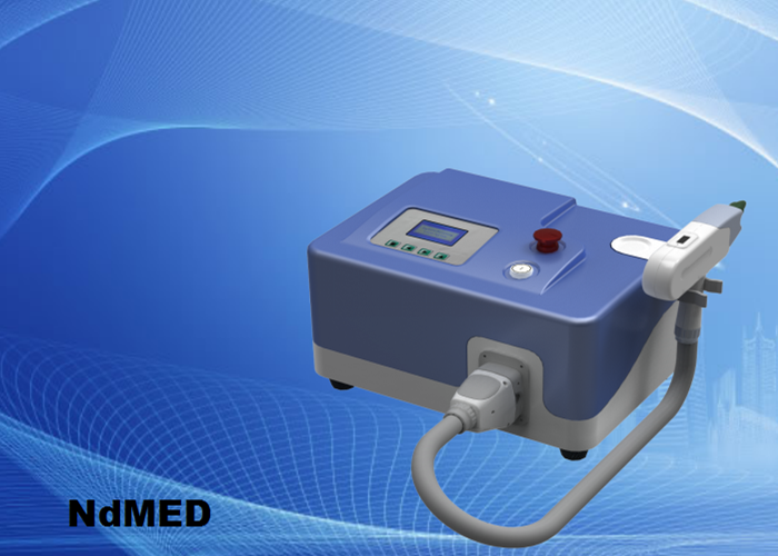 Портативное оборудование лазера удаления татуировки, машина удаления татуировки лазера пикосекунды НД Яг