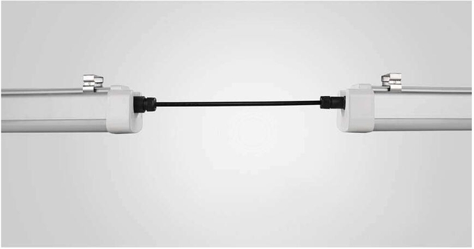 Угол пучка света 25W 40W 60W СИД доказательства IP65 2ft 4ft Tri ротатабельный
