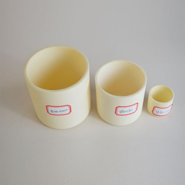 Isostatic Pressure Al2O3 Alumina Ceramic Crucible For Melting Furnace Custom Capacity