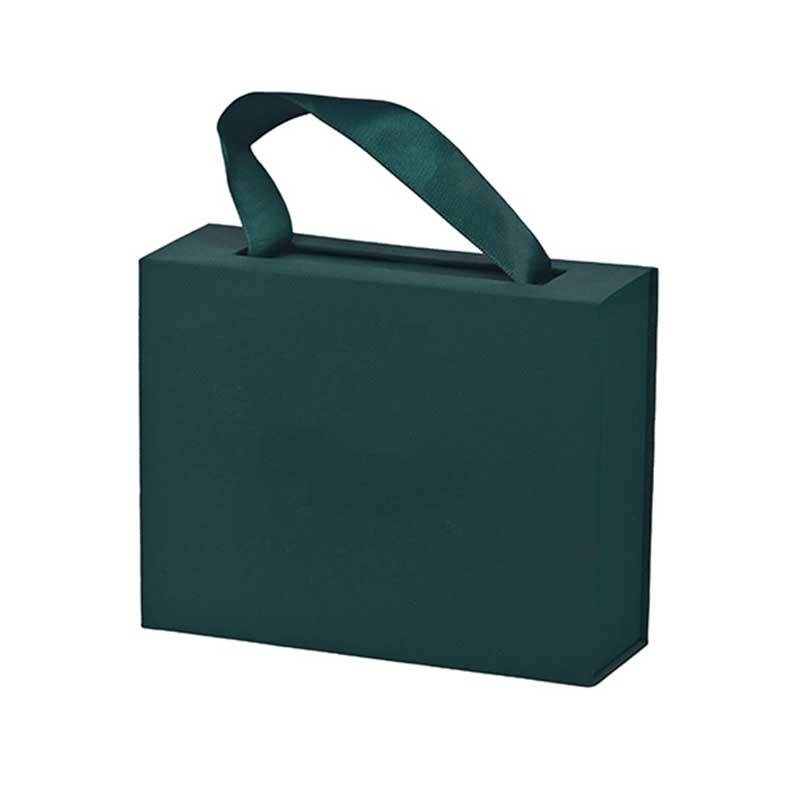 Custom Logo Luxury Gift Box with Eco-Friendly Material and Premium Finishing for Perfume Packaging
