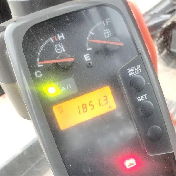 2001-4000 Horas de trabajo Hitachi ZX130-6 Excavadora de ruedas cilindro hidráulico original