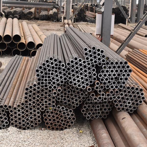 Tubulações de aço carbono sem emenda de ASTM A53 A36 Q345b 1,0425 e tubos ocos