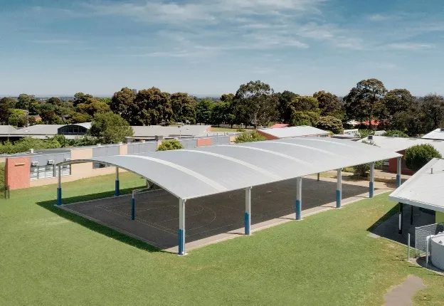 Heavy-Duty Q235B and Q355B Steel Truss with 50+ Years Lifespan and Up to 30 Meters Spanlength for Stadium Construction