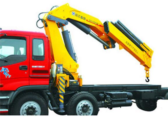 14 Ton Knuckle Boom Truck Crane For Lifting Heavy Things