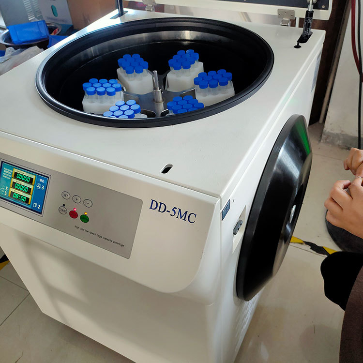 DD-5MC Floor Standing Large Volume 4000ml 6 Buckets Swing Out Centrifuge