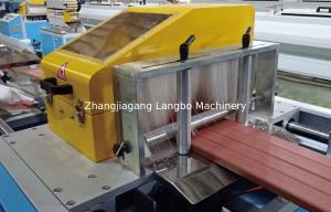 Linha exterior gravada 400KG/H 75KW da extrusão do perfil de WPC