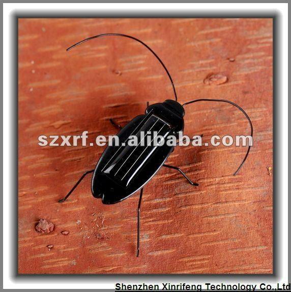 Solar Robotic Bug Toys Cockroach Solar Plastic Cockroach Toy