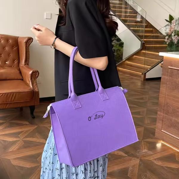 Thick Felt Storage Bag - Durable Eco-Friendly With A Smooth Texture Fashionable For Daily Commuting A New Favorite Portable Environmental protection Shopping All-match Bag Gift Shopping Bag