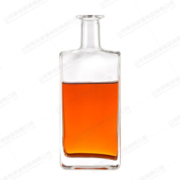 Healthy Lead Free Glass Whiskey Decanter Bottle With Square Brandy Glass And Stopper