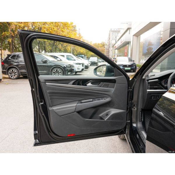 2024 VW Volkswagen Passat 380tsi Flagship Gasoline Car with Automatic Transmission