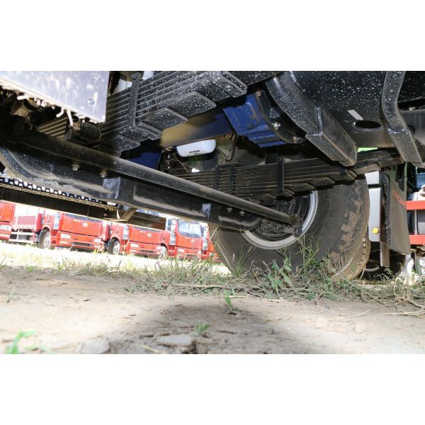 Foton Auman GTL 9 Series Heavy Truck 400HP 6X4 5.6m U-Shaped Cargo Box Top Cover Dump Truck