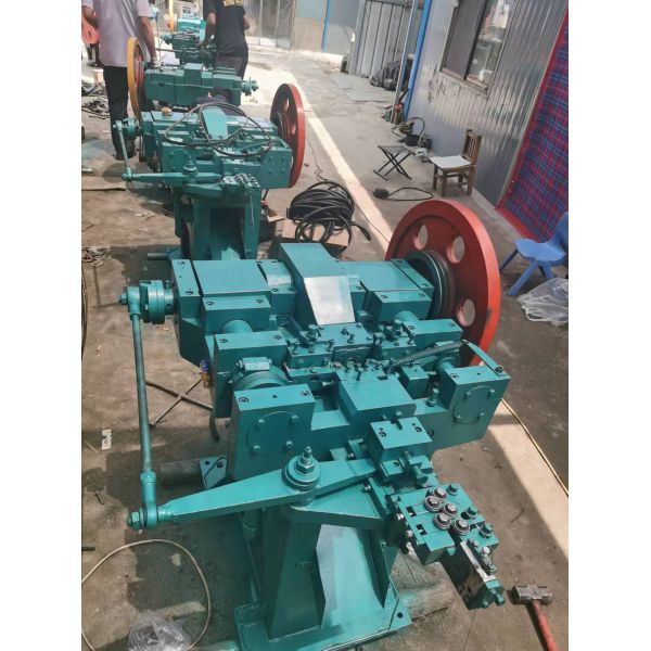 Automatic high speed nail making machine
