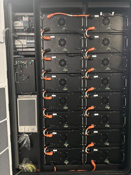 125 KW sistema de armazenamento de energia de resfriamento líquido exterior gabinete para centro de dados backup