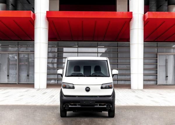 Van de carga elétrica comercial de alta velocidade 220 km de resistência para entrega de transporte