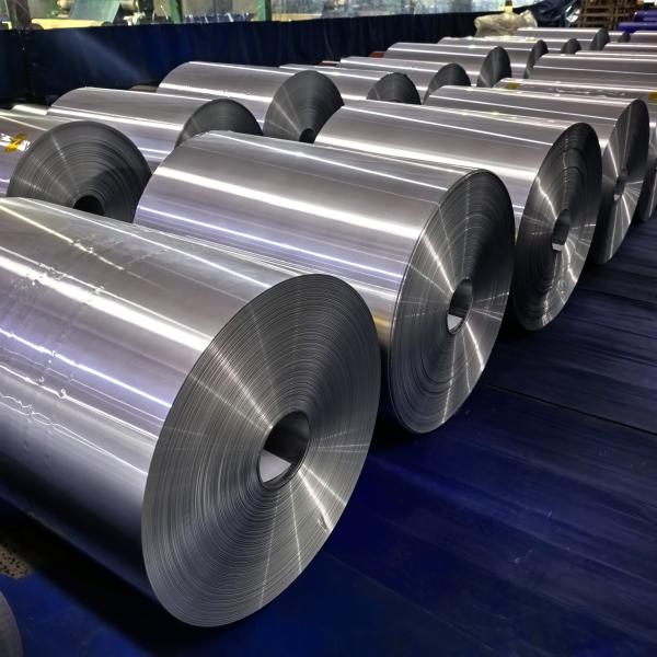 8011 O 0.1mm Feuille d'aluminium durable peinte sur le côté pour la production de plaques de cuisson