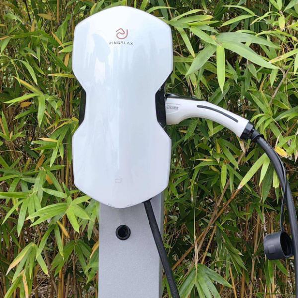 Estação de carregamento rápido de caixa de parede para carros elétricos de potência nominal 7 kW