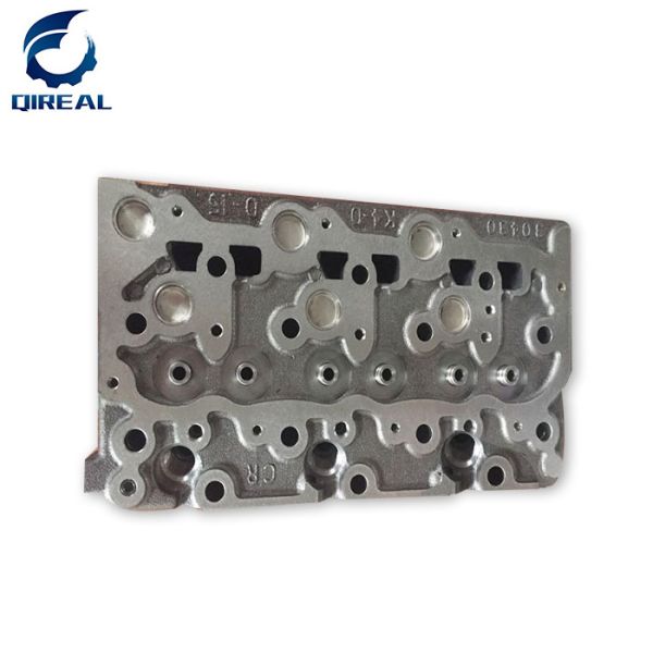 D1703 v1305 v3300DI для головки цилиндра двигателя Kubota запасных частей трактора