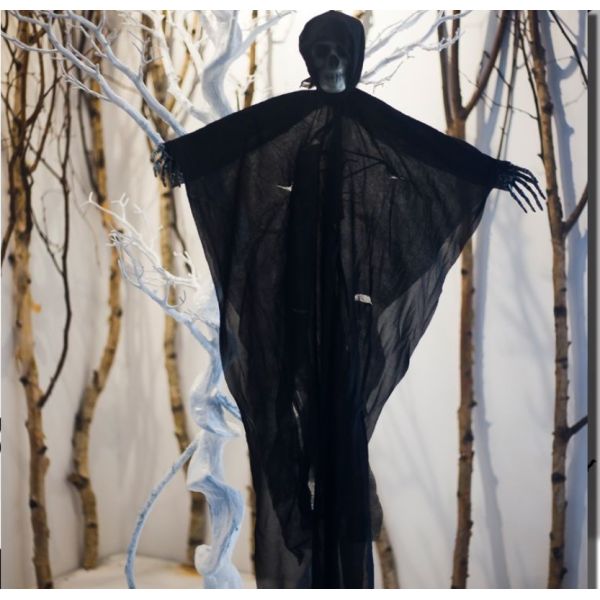 Призрак украшения хеллоуина ткани смертной казни через повешение фестиваля для деревьев