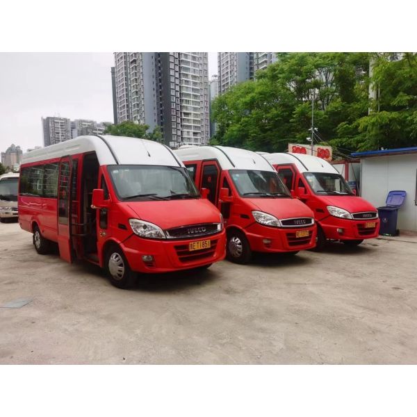 New Arrival 2017 Year 19 Seats Used Bus Used Minibus 129Hp Diesel
