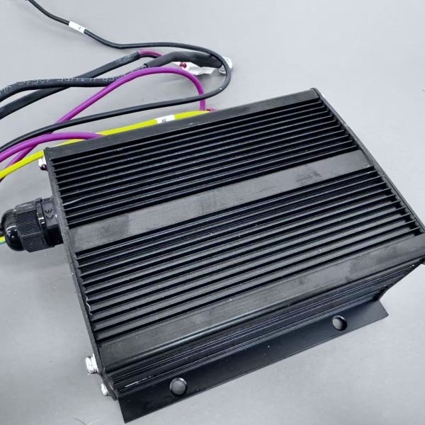 Chargeur de batterie pour chariot élévateur électrique Noblelift OEM 240W, monophasé 16V 15A