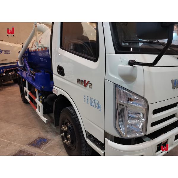 Тележка 4x2 всасывания нечистот тележки 5T вакуума сточной трубы евро 4