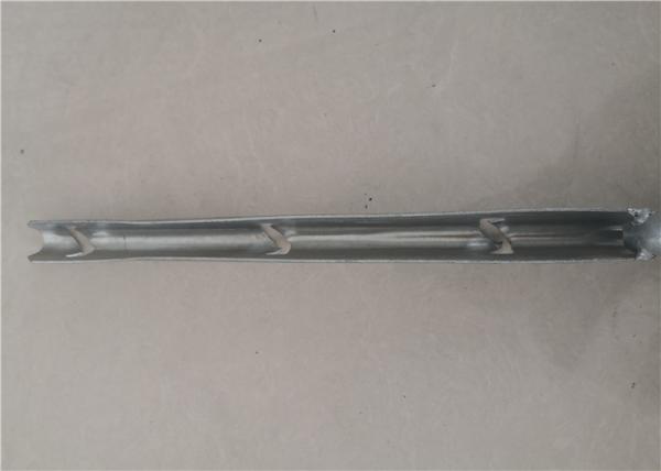 Extend An Arm Barbed Wire Three Strands For Security Chain Link Fence