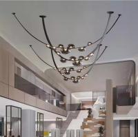 Lampe à pendentif en cuir postmoderne pour le hall d'hôtel et la décoration de villas AC 85-265V Voltage d'entrée 4 KG Poids du produit