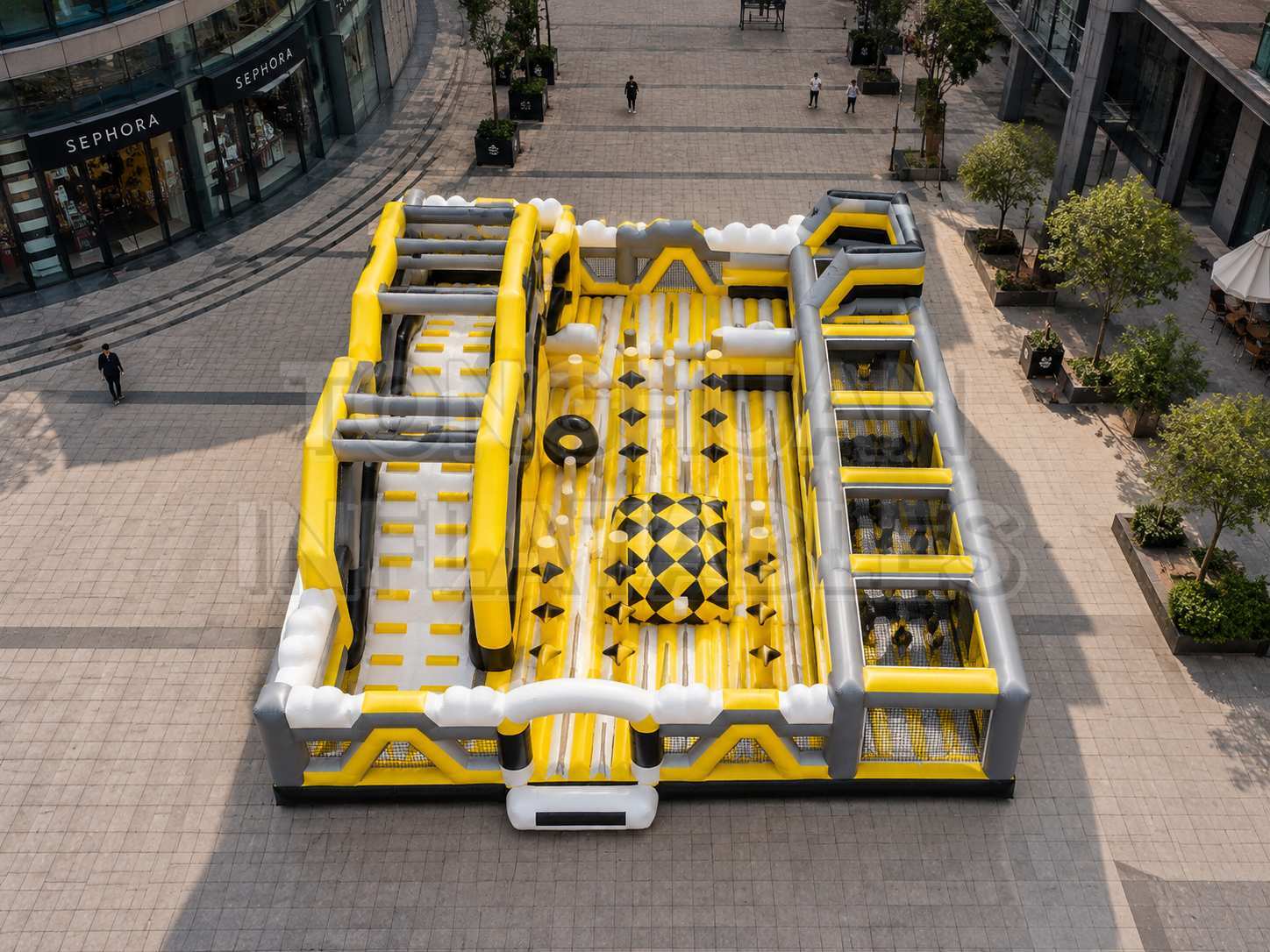 Custom Large Inflatable Obstacle Course with Climbing Walls Tunnels Balance Steps and Challenge Games for Malls Parks Schools and Commercial Rental Events