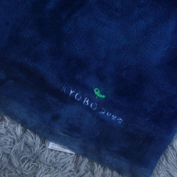 Breathable Travel Picnic Blanket Knit Soft Lightweight Picnic Blanket