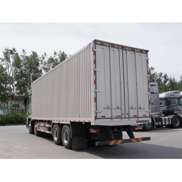 Strong Used Truck Tractor FAW Jiefang J7 6*4 4*2 CNG LNG Diesel Dump Tipper Light Truck
