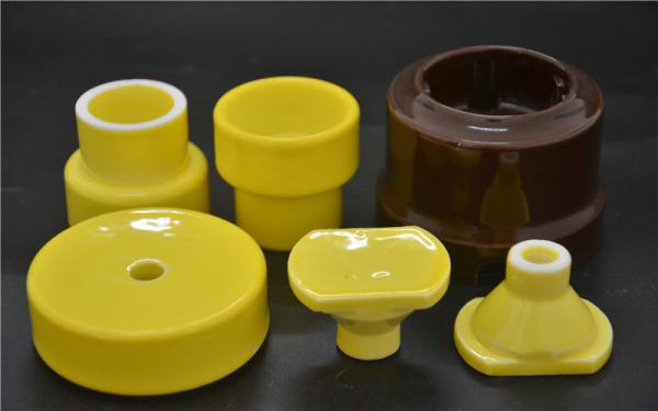High Heat Resistance Aluminum Oxide Ceramic Cup / Socket For Industry