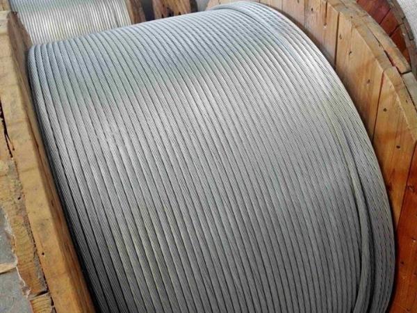 BS ASTM DIN Galvanized Steel Stranded Wire 19x2.55mm For ACSR Conductor