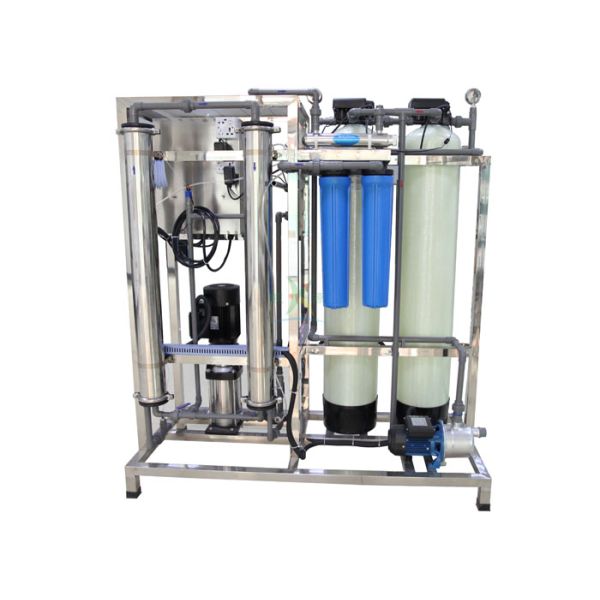 500lph RO Water Treatment System With Storage Tank / UV / Ozone Well Water Treatment Machine