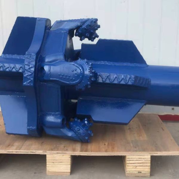 High quality big sizes 600mm/700mm  tricone reamer drill bit adapter for sale