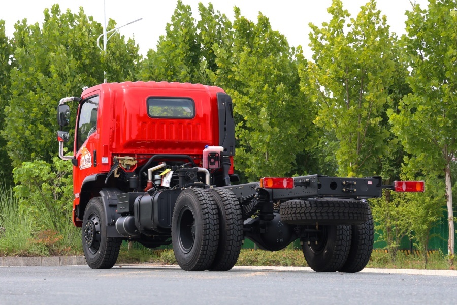 Dongfeng 4×4 Flathead Off-road Truck Chassis with  B170 Engine For Export Custom Refit