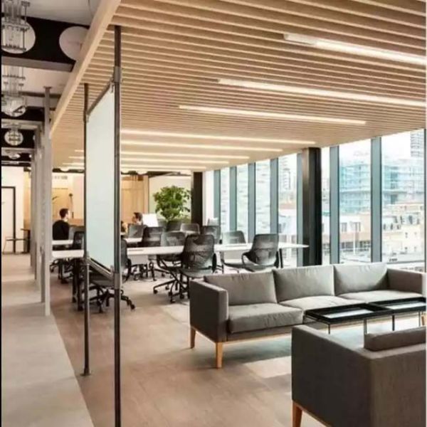 WPC Wooden Grain Laminated Indoor Wpc Wall Panel For Interior Decoration