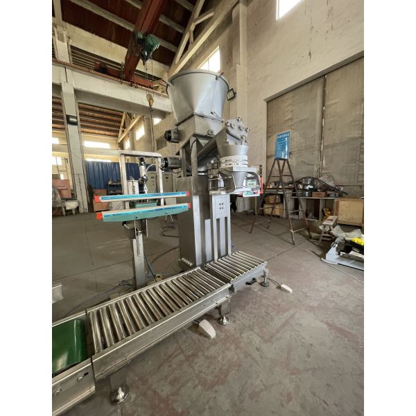 25kg Powder Packing Machine for Chemical and Food Filling in Stand-up Pouch Packaging