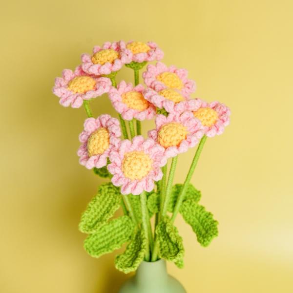 Knited Pile Hand-crocheted Daisy Flower Bouquet Multiple Color Choices