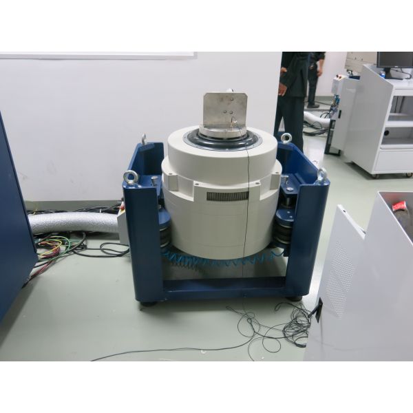 Electrodynamic Vibration Test Equipment , High Frequency Vibration Test Table