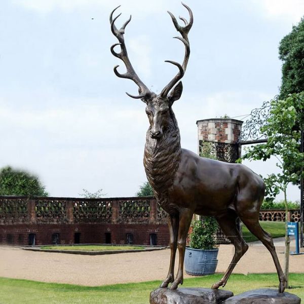 Customized handmade life size elk deer large bronze deer statue for garden decoration