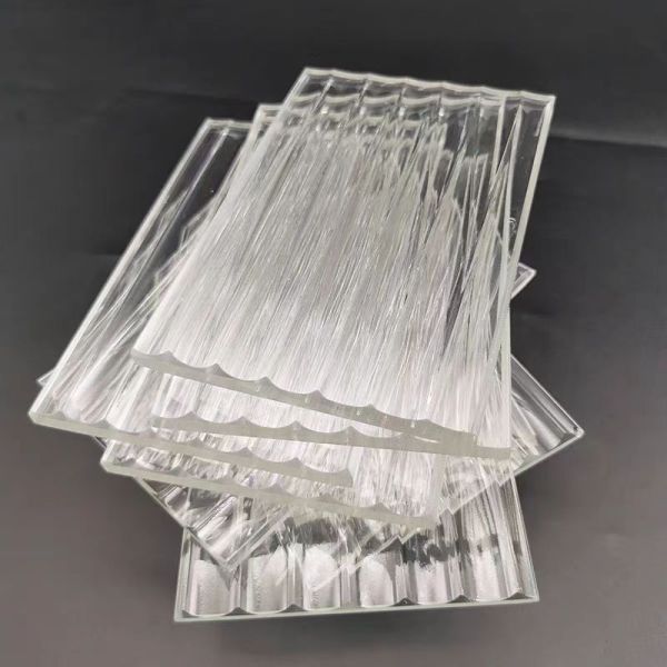 Handcrafted Elegant Oil Sand Decorative Glass Sculpture Panel For Modern Interior Decor Application