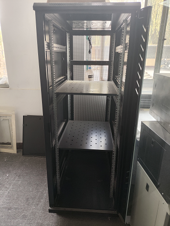 Customized 27U 800*800*1400 Standard 19 Inch Data Center Server Rack with 2.0 Thickness