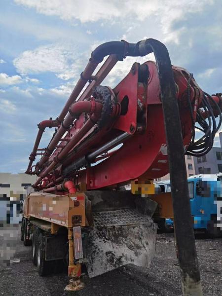 14150*2500*3950 Orange 2018 54m Pompes à béton Vente de machines lourdes d'occasion