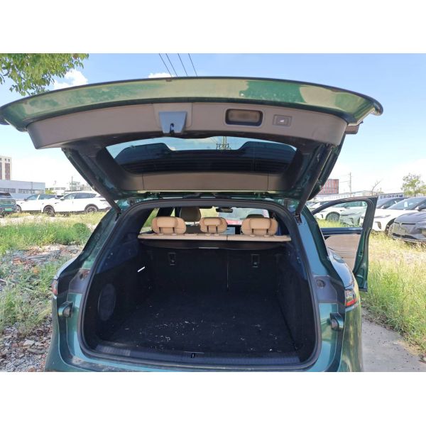 Coches usados populares Lantu GRATUITO 2024 Ultra SUV de tamaño mediano-grande con tipo de energía EREV y caja de cambios EV de velocidad única