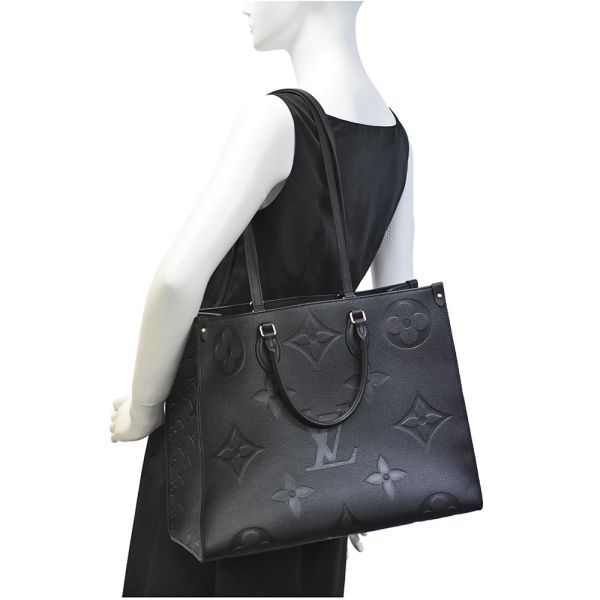 Дизайнер клеймил вензель GM Louis Vuitton M44925 OnTheGo сумки людей